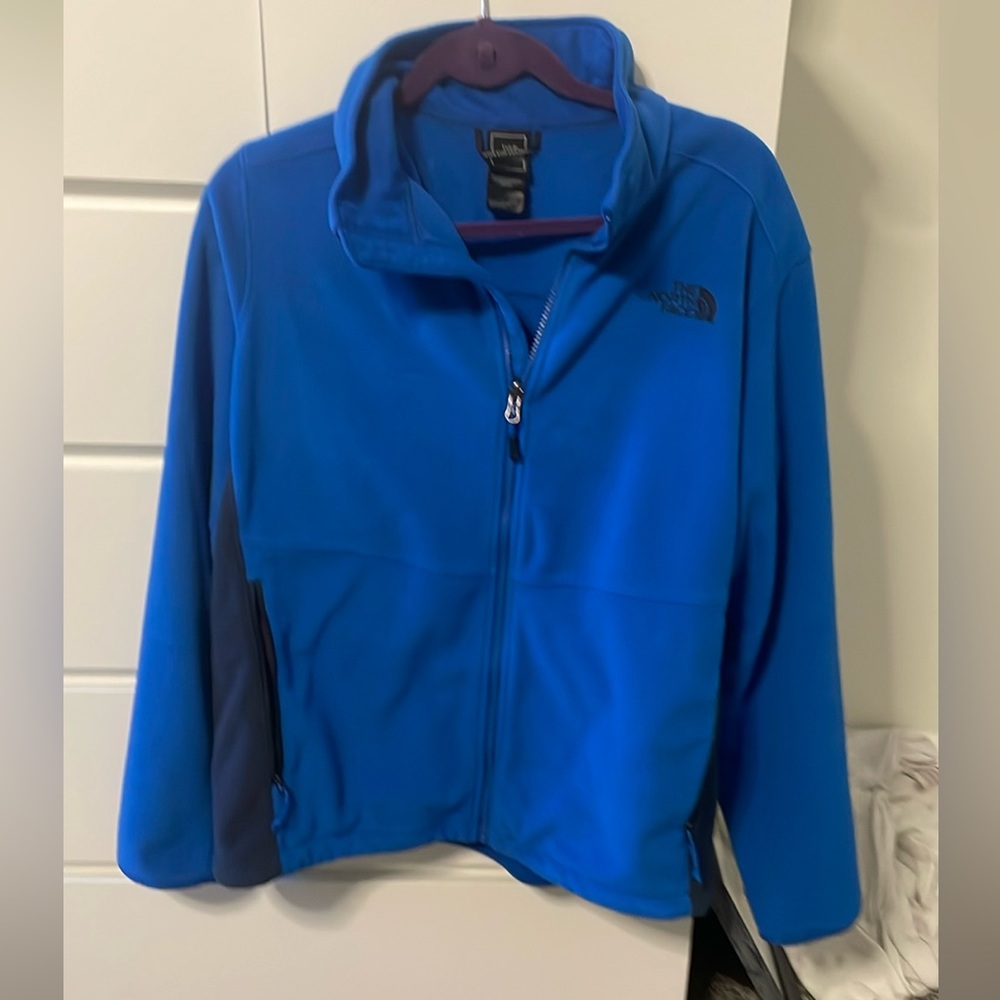 The North Face men’s royal blue fleece zip up